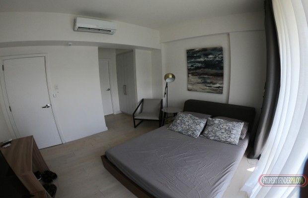 "2 Bedroom in 32 Sanson Rockwell Lahug, Cebu"04