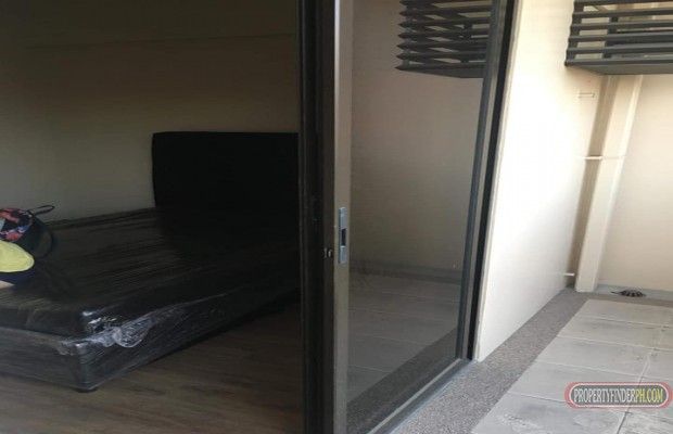 For rent: Mirea ResidencesVespera Building3br 2 balcony end unit85s03
