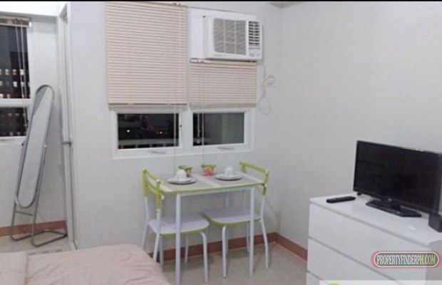 Fully Furnished Condo next to IT Park03
