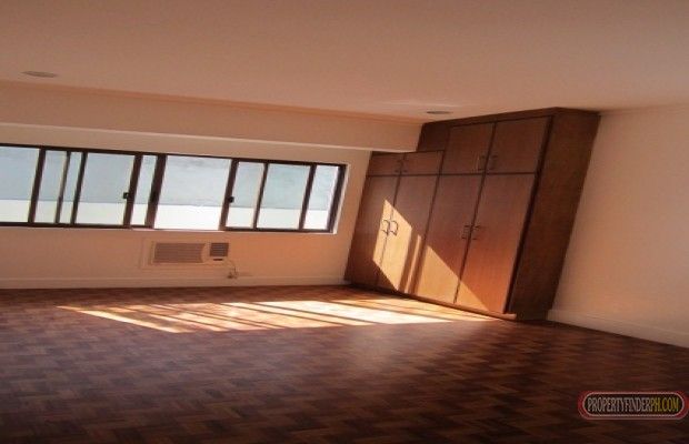 Available house for rent at Dasmarinas Village Makati City01