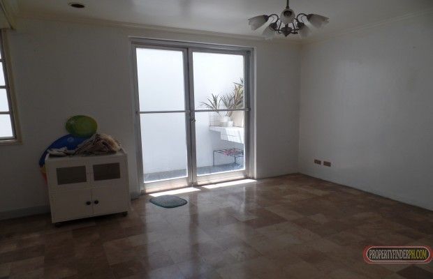 "FOR RENT: VARSITY HILLS, LOYOLA HEIGHTS"04