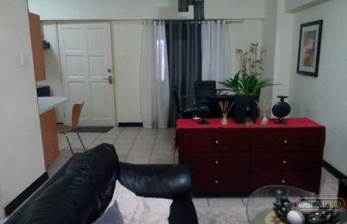FURNISHED TIVOLI GARDEN 2-BEDROOM UNIT WITH BALCONY02