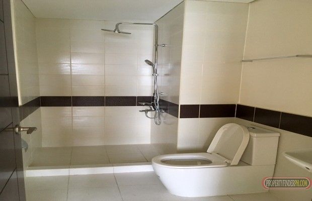FOR LEASE 2 Bedroom Unit in Magnolia Residences New Manila04