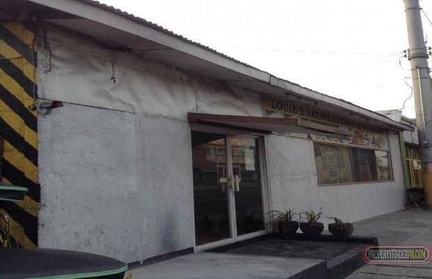Space used to be a restaurant. 13 meters frontage.01