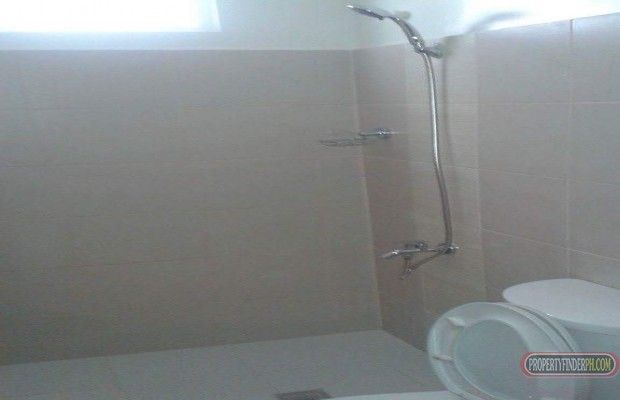 2BR room for rent in central manila03