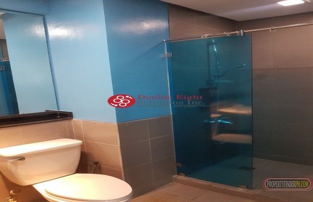 Jasmine Tower at One Serendra Fully Furnished 2BR for Rent03