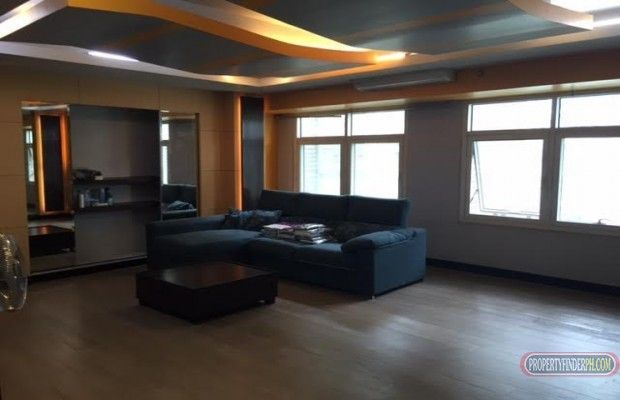 For Rent: Two Bedrooms Fully-Furnished in One Serendra03