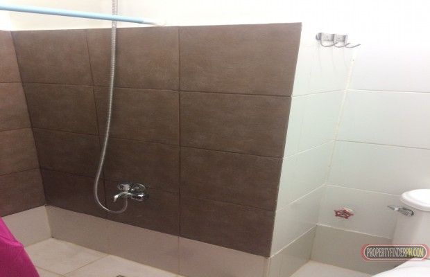 Studio type condo for rent Location ideal for students Semi furnishe03