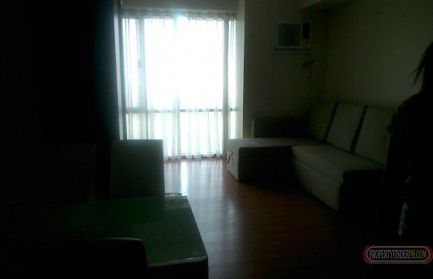 "ETON Unit21-F studio-type/fully furnished , Baypark, TM. Kalaw st. cor"03
