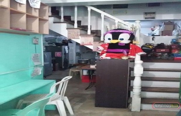 MALE DORM Unit 2 Bedspace Dormitory KATIPUNAN Ateneo UP P4900 ALL-IN03
