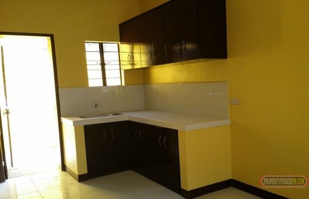 Newly Renovated Two Storey Apartment near UPLB04