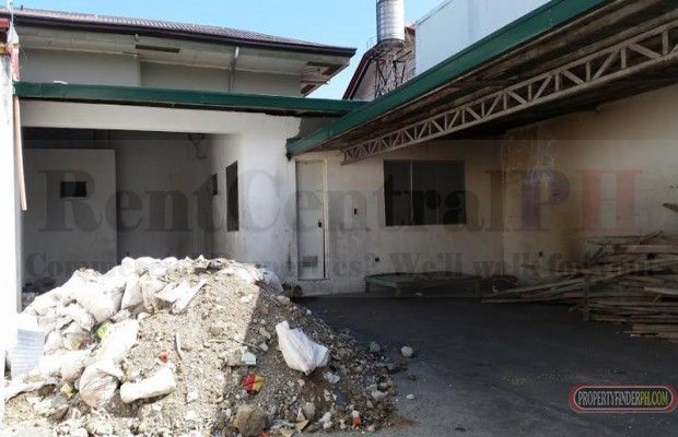 204sqm COMMERCIAL SPACE FOR LEASE IN LAS PI?AS CITY01