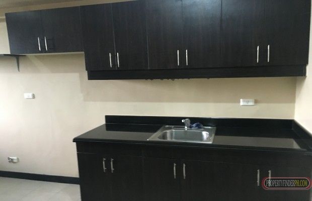 Cypress Towers Studio for Rent04