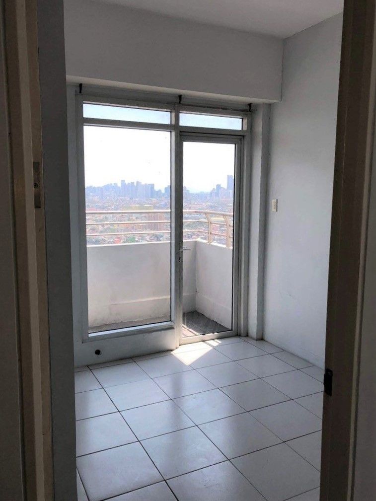Condo Unit For Rent - 28th Floor Tower 4 at Mezza Residences05