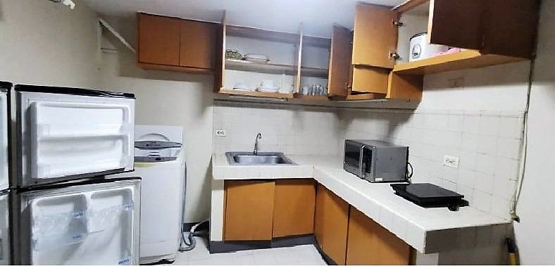 Condo Unit For Rent - 4th Floor at Cityland Pioneer05