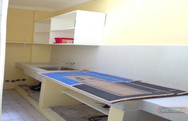 For Lease: 3 Bedroom New Manila Townhouse04
