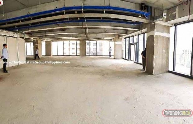 "293 Sqm BGC Office Space For Lease, High Street South Corp Plaza, Tagu"04