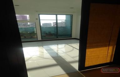 Unfurnished 3 Bedroom Unit02