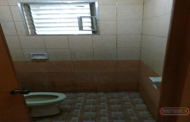 2 BR office or residential space for rent03