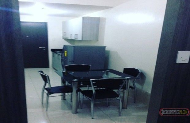 1BR Fully-furnished Condo Unit Beside DLSU Bro. Andrew Gonzales Hall (04