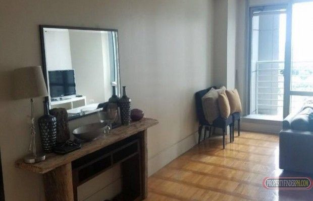 FOR LEASE: 2 BEDROOMS Unit in ONE MCKINLEY PLACE BGC03