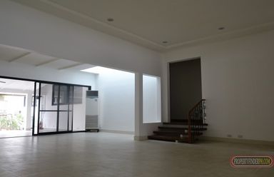 "For Lease: 5 Bedroom House and Lot in Urdaneta, Makati"02