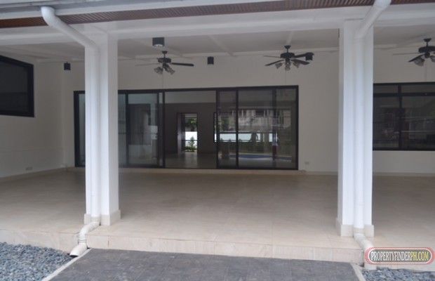 "For Lease: 5 Bedroom House and Lot in Urdaneta, Makati"03