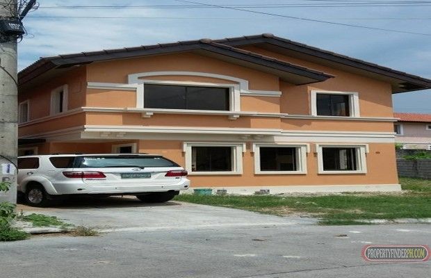 "Pear model house for rent 3 bedroom, 2 toilet &amp; bath, carport"03