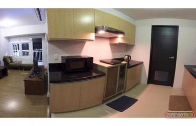 For Rent: One Bedroom IN Two Serendra-Meranti02