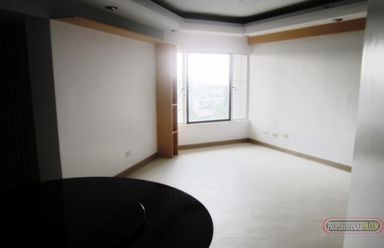 3BR Unit for Rent in Kingswood Makati02