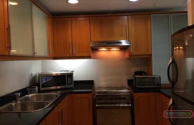 One Legaspi Park 2 Bedroom Makati Condominium For Lease03