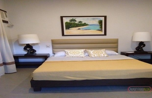Well Maintained House With A Huge Garden In A Prime Area03