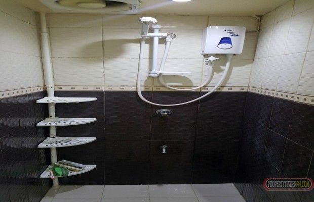 Studio Type condominium for rent in Fairview pearl drive01