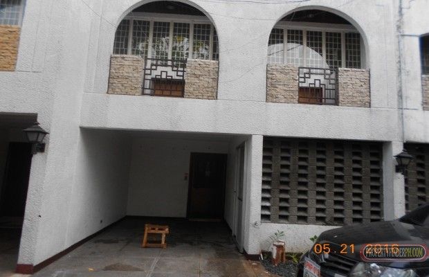 "TOWNHOUSE FOR RENT: Villas de Guadalupe, Bernardino st., Guadalupe Vie"01