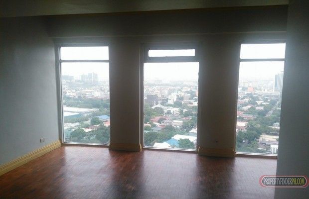 For Lease 4 bedroom unit at Salcedo Park Condominium01