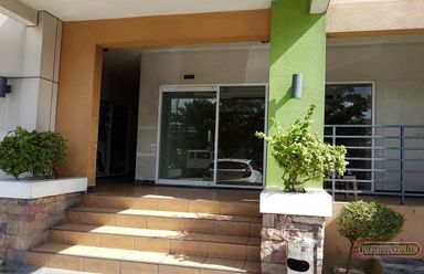 COMMERCIAL UNIT FOR RENT02