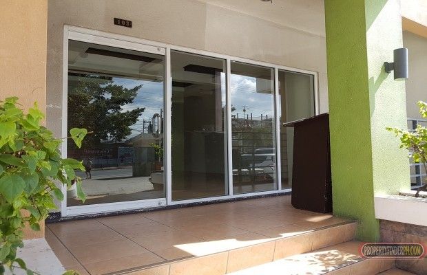 COMMERCIAL UNIT FOR RENT04