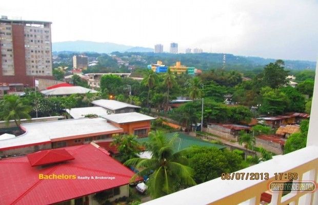 "Furnished Studio Unit with Balcony near IT Park Lahug, Cebu City"03