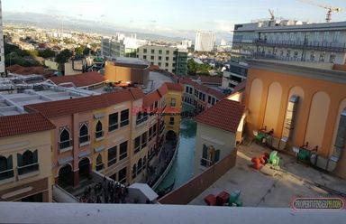 "The Venice Luxury Residences, unfurnished 1 BR for Rent in McKinley Hi"02