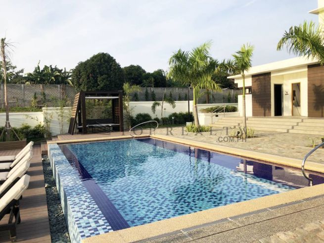 "Alabang West in Daang Hari Road, Las Pi?as City I Commercial Lot For R"03
