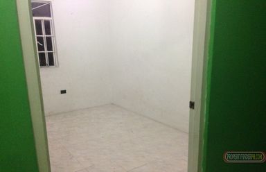 "3-BR, 2 T&amp;B, 1 Car Garage. Quiet neighborhood, near SM Fairview, F"02