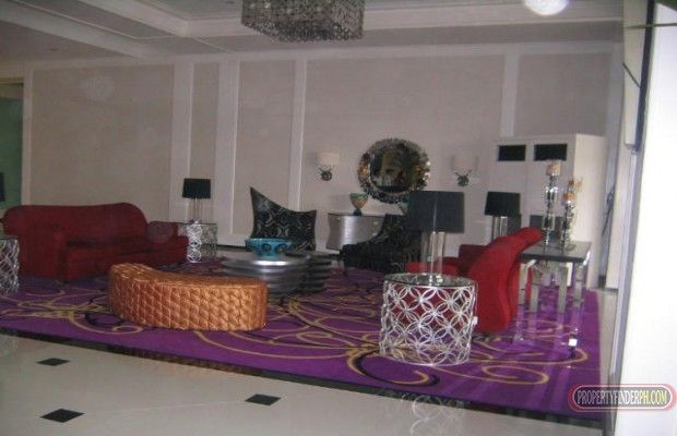 "Fully furnished 32 sqm unit at Mckinley Hills, Fort Bonifacio Taguigw"04