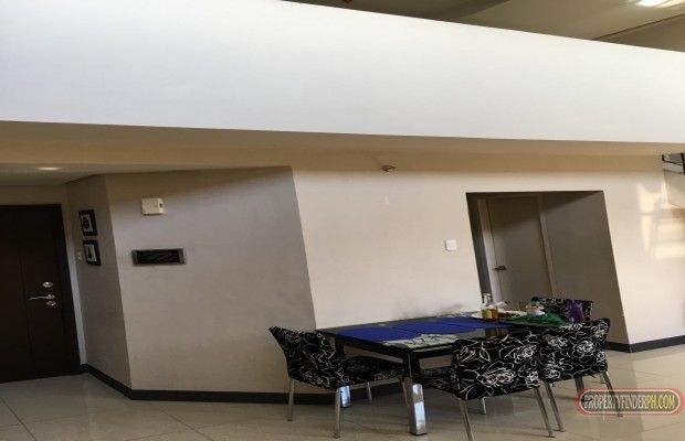 "Loft condo unit, Fully furnished, 3rd Flr, with Balcony, Fresh air, Mo"04