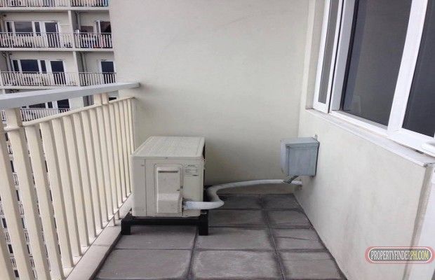1br Unit - w/ balcony near UST03