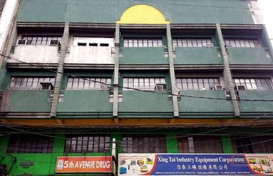 3BR Apartment next to 5th Ave. LRT Station02
