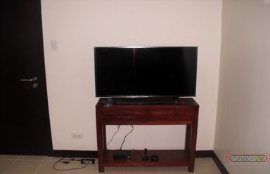 "1 bedroom condo unit at San Lorenzo\'s Place, Makati"02