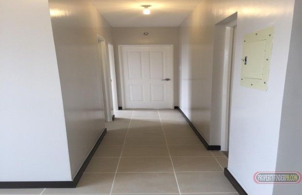 La Verti 3 BR Condo For Rent01