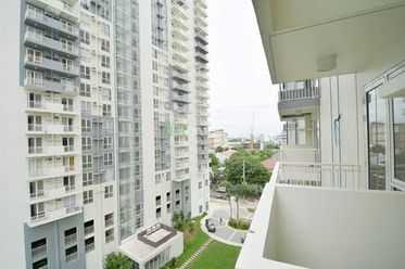 "Condo Studio Type 22.5 sqm 12k/monthly near in Ortigas CBD, Eastwood a"02
