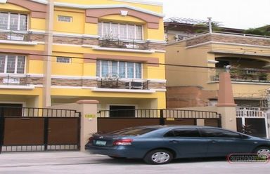 "Three storey, three bedrooms, three toilet and bathrooms, 1 car garage"02