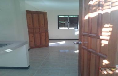 Studio unit with parking slot near taguig BGC and south arca02